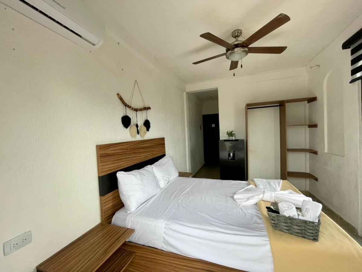 Mayab Playa - 5Th. Ave Playa del Carmen Rom bilde